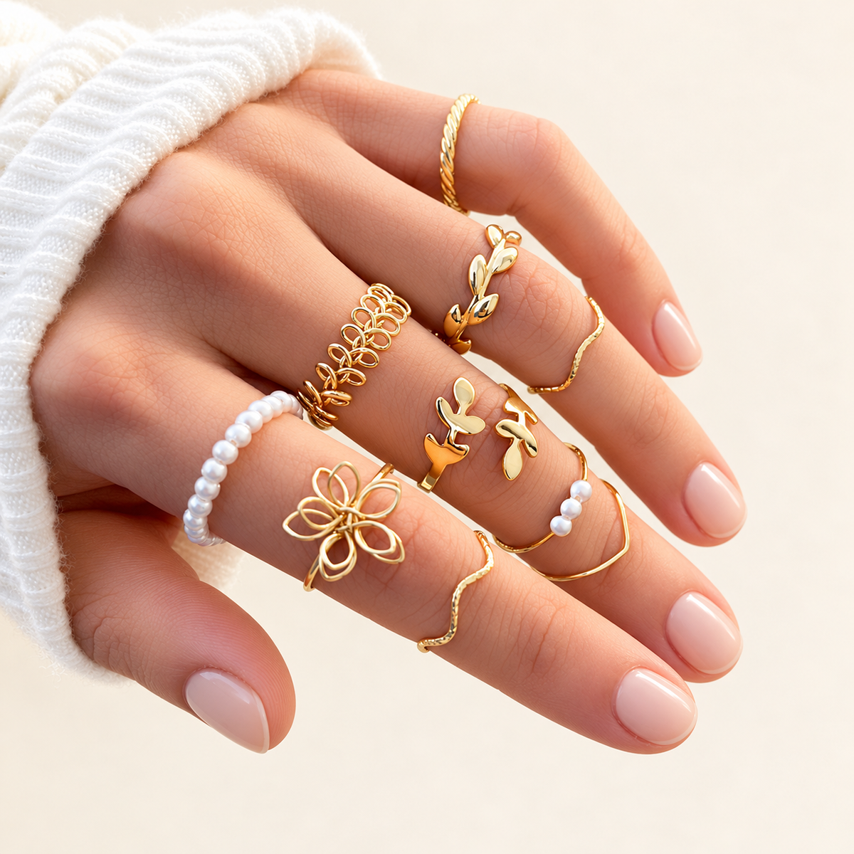 openwork flower set ring simple glossy — lifestyle