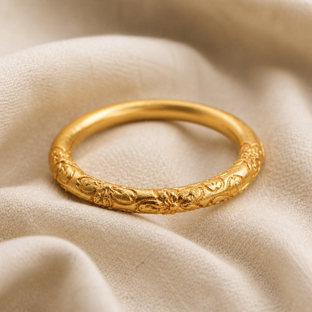 Floral Heritage Gold-Tone Ring with Embossed Botanical Detail — main image