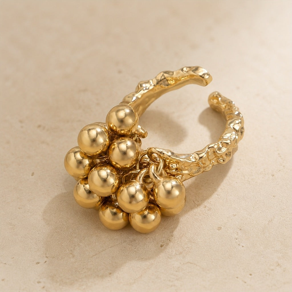 Gold-Tone Bead Cluster Statement Ring with Baroque Vintage Band — main image