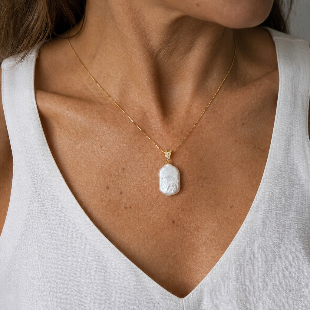 Baroque Pearl Pendant Necklace with Gold-Tone Chain — main image