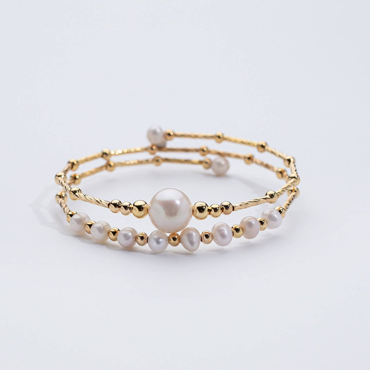 Freshwater Pearl Bangle with Twisted Gold-Tone Rope Strands — main image