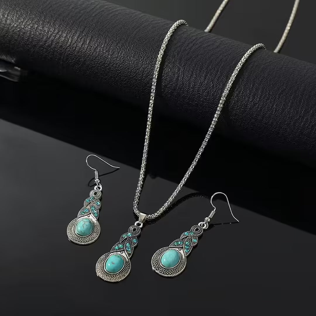Vintage Turquoise Pendant Necklace and Earrings Set