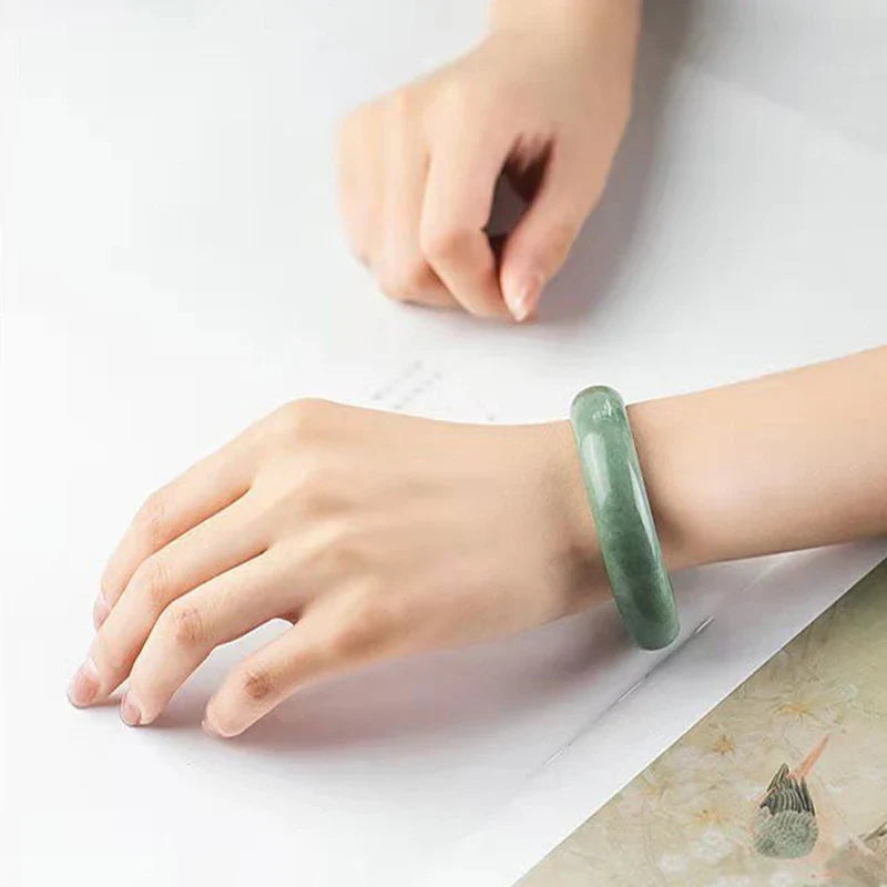 Green Jade Bangle Bracelet with Veining Detail — view 2