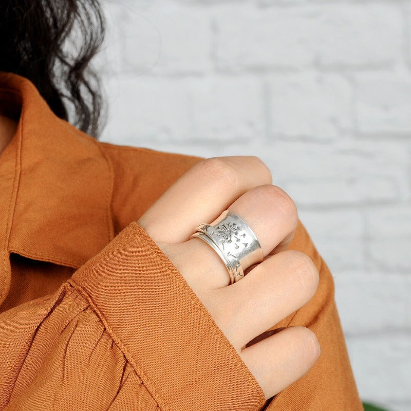 Dandelion Flower Spinner Ring in Sterling Silver, Hammered Wide Band