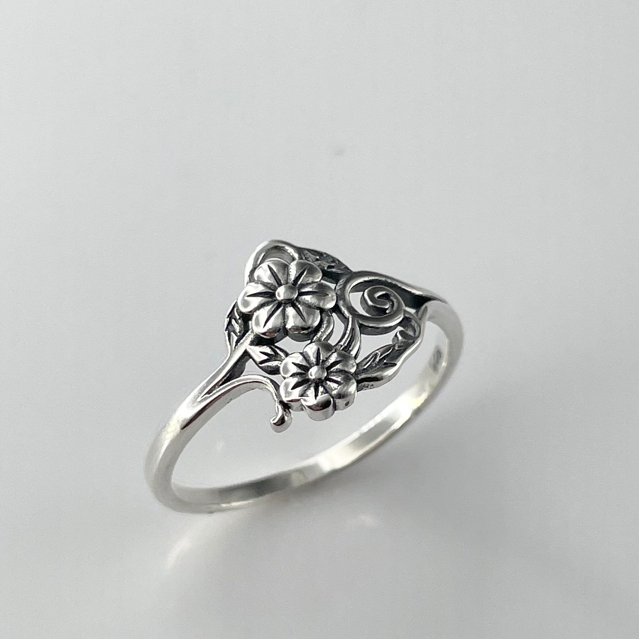 Double Sunflower Statement Ring with Spiral Leaf Detail in Oxidized Silver