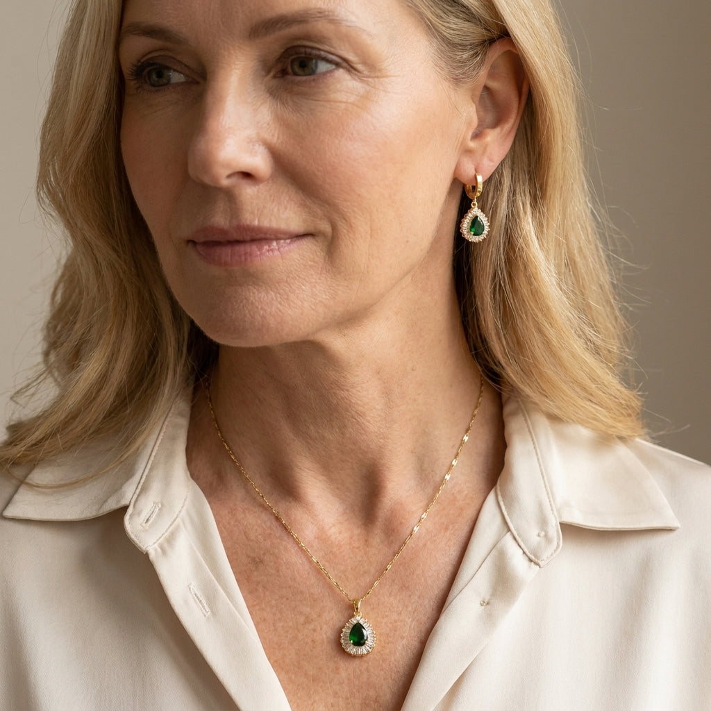 rheya lysandelle jewelry set gold 18k — lifestyle