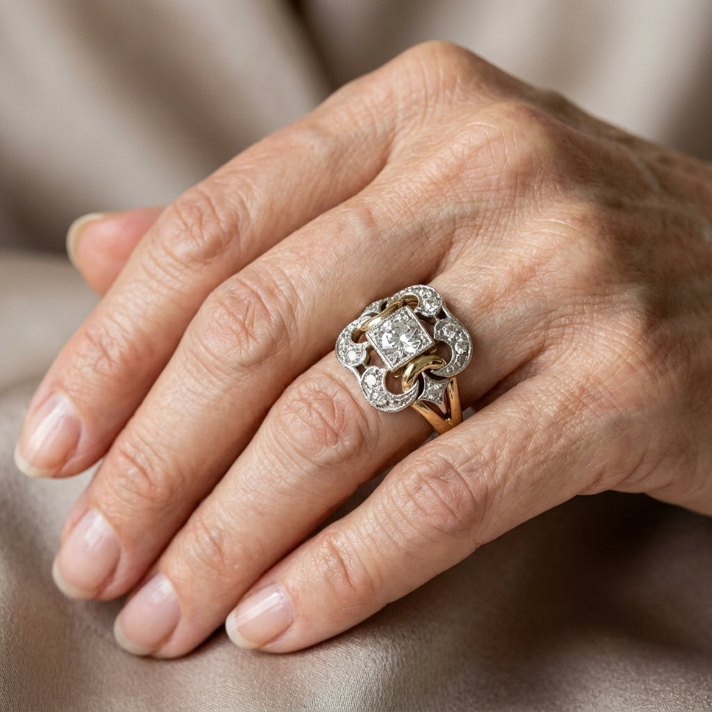 vintage zirconia gold ring 2 — lifestyle