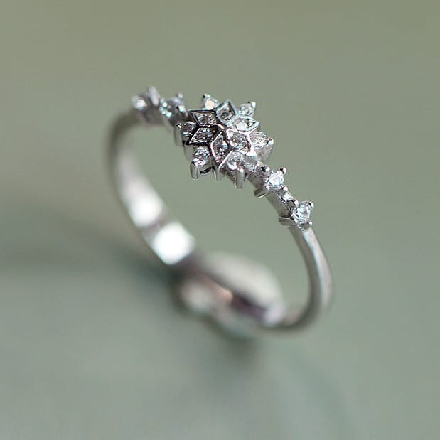 Floral Cluster Silver Ring with Graduated Sparkling Stones
