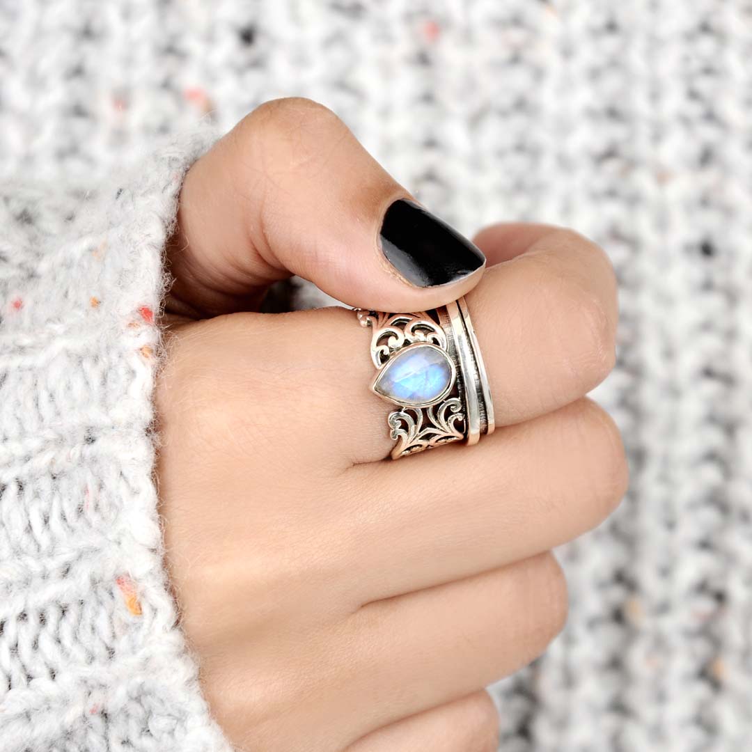 Teardrop Moonstone Spinner Ring with Silver Filigree Band