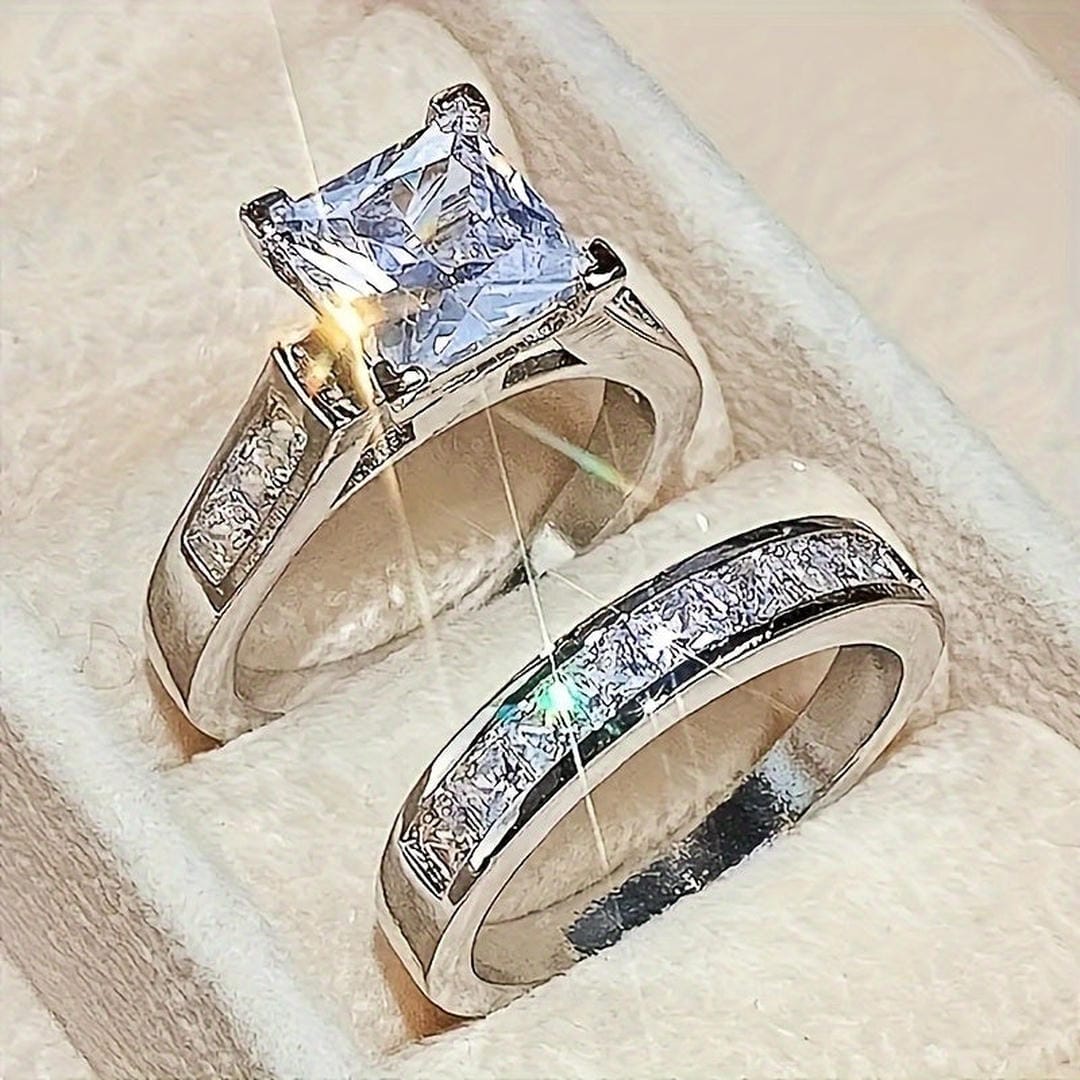 Princess-Cut Cubic Zirconia 2-Piece Ring Set with Wedding Band