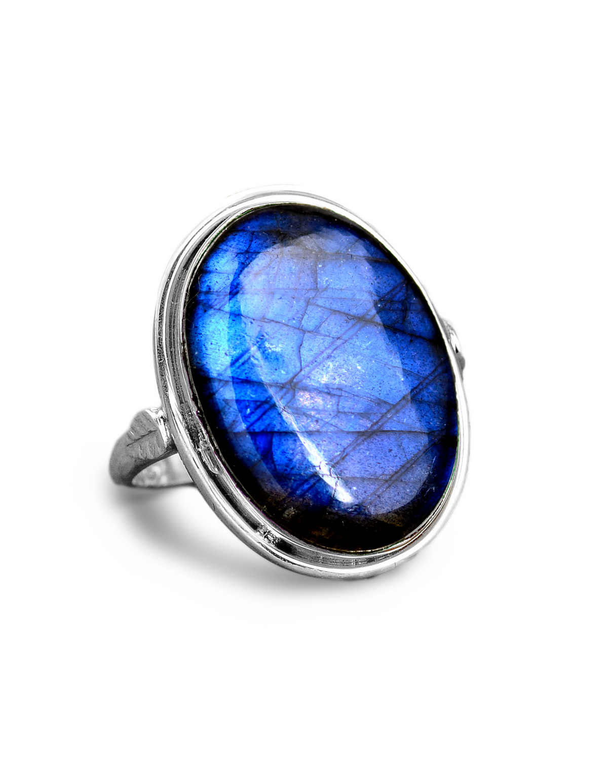 Oval Labradorite Statement Ring with Leaf-Textured Silver Band