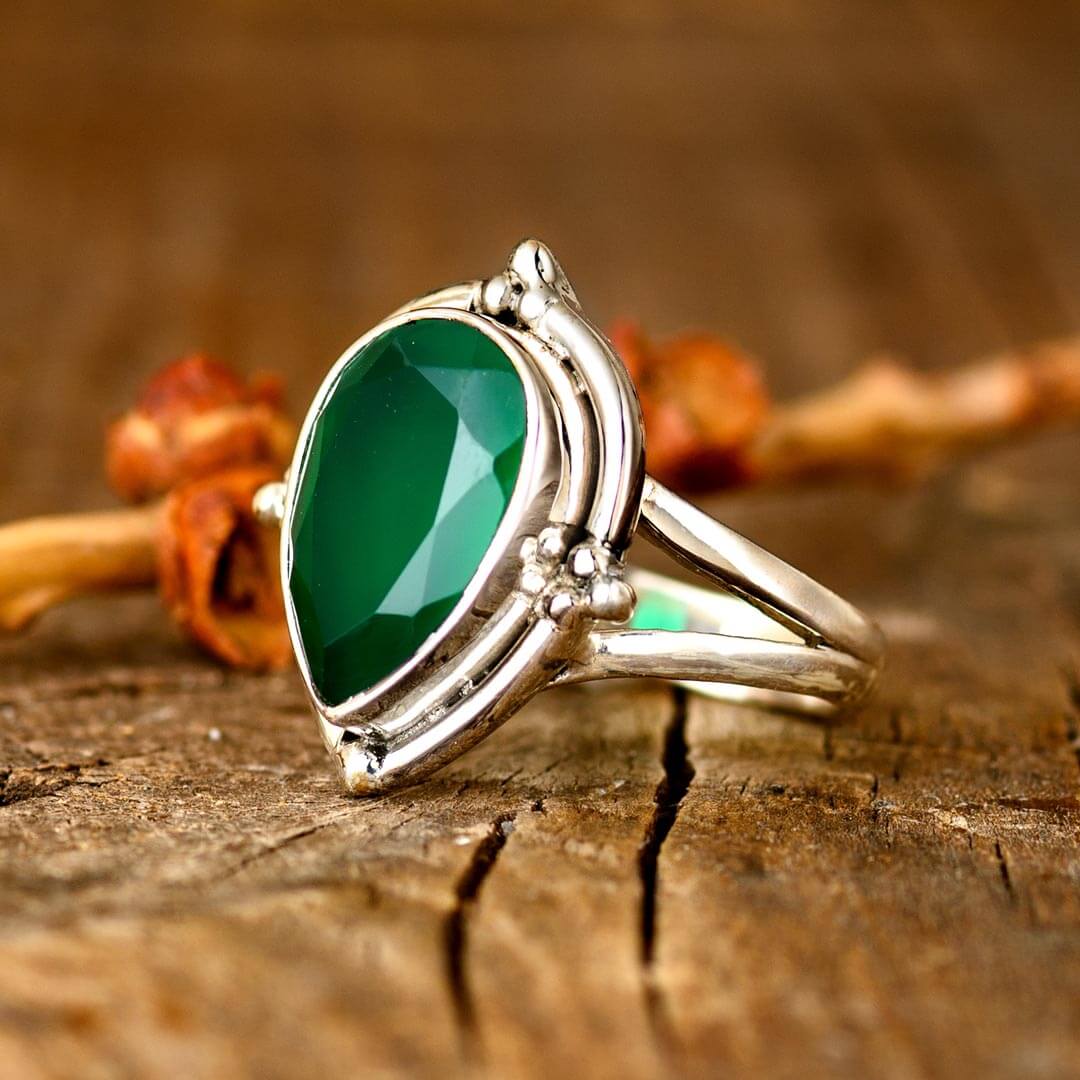 Teardrop Green Onyx Ring with Ornate Bezel Setting