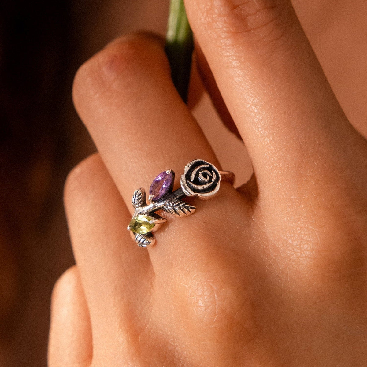 Rose Vine Amethyst Peridot Ring in Sterling Silver