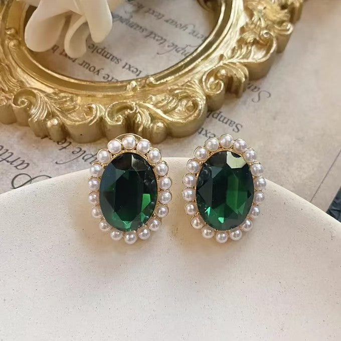 Emerald-Green Pearl Halo Jewelry Set – Necklace, Earrings & Pendant in Gold Tone — view 4