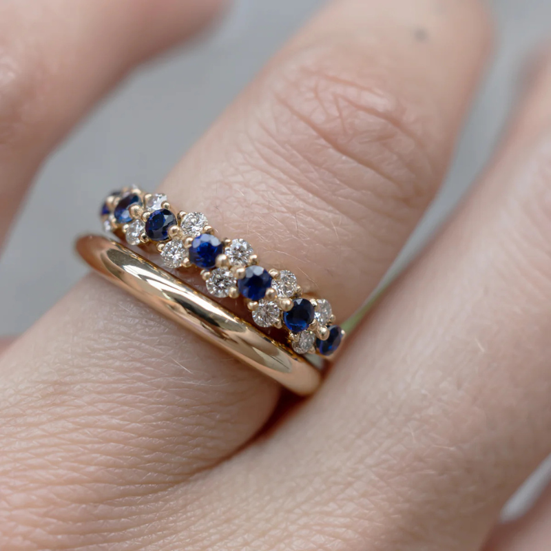 Alternating Sapphire and Clear Stone Ring in Gold Tone