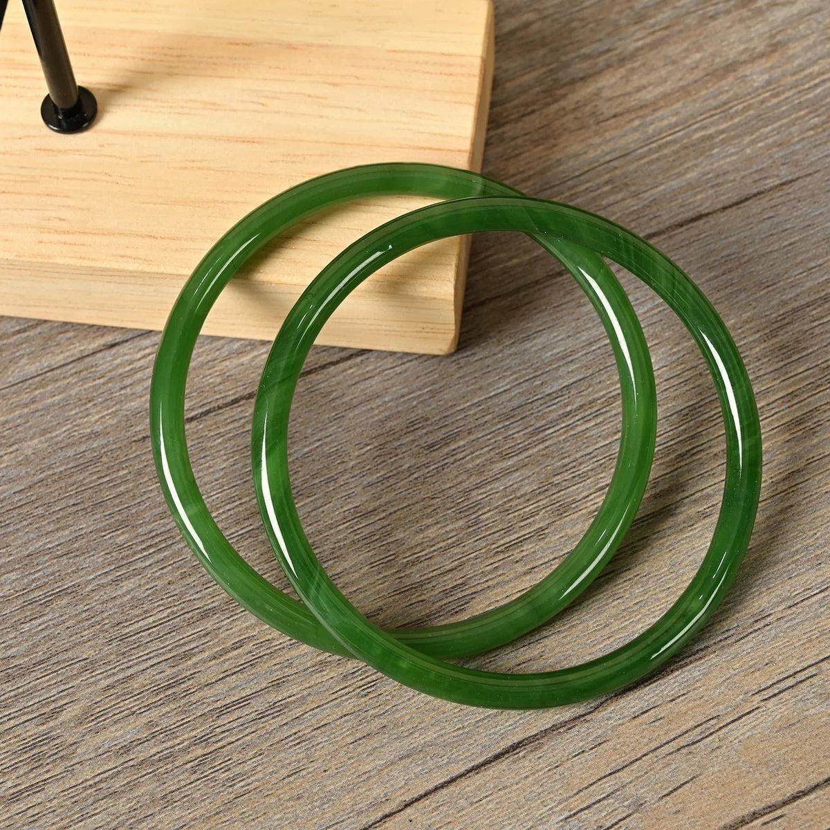 Round Glossy Bangle Bracelet Set in Green, Blue and Red — main image