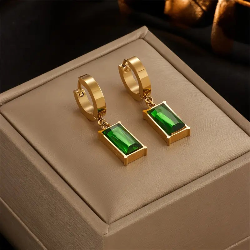 Emerald-Green Rectangular Stone Jewelry Set with Snake Chain Necklace & Hoop Earrings — view 5