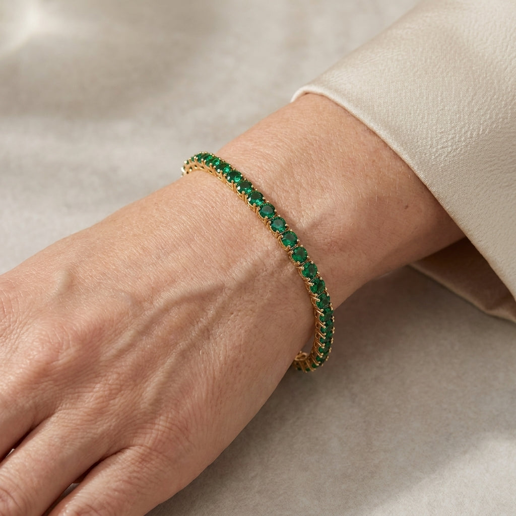 aliona virelli bracelet gold 18k — lifestyle