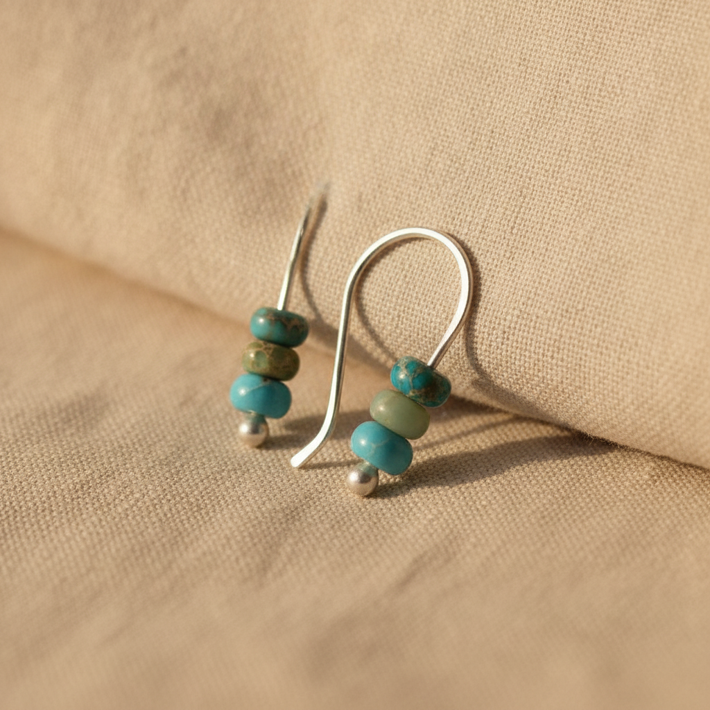 boucles doreilles perlees en turquoise — studio