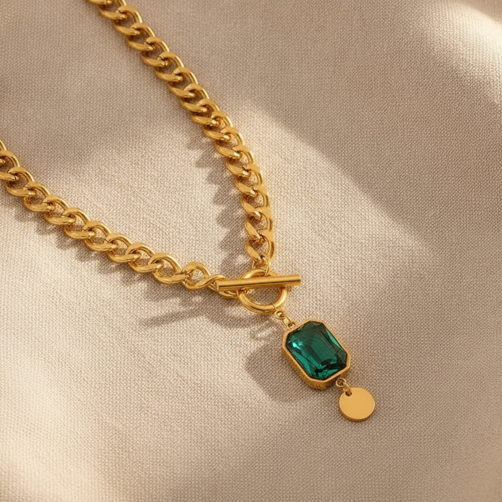 chunky chain emerald pendant necklace gold 18k — studio