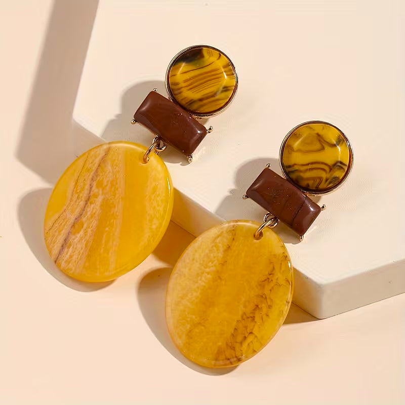 Amber Disc Drop Earrings with Wood Grain Detail — main image