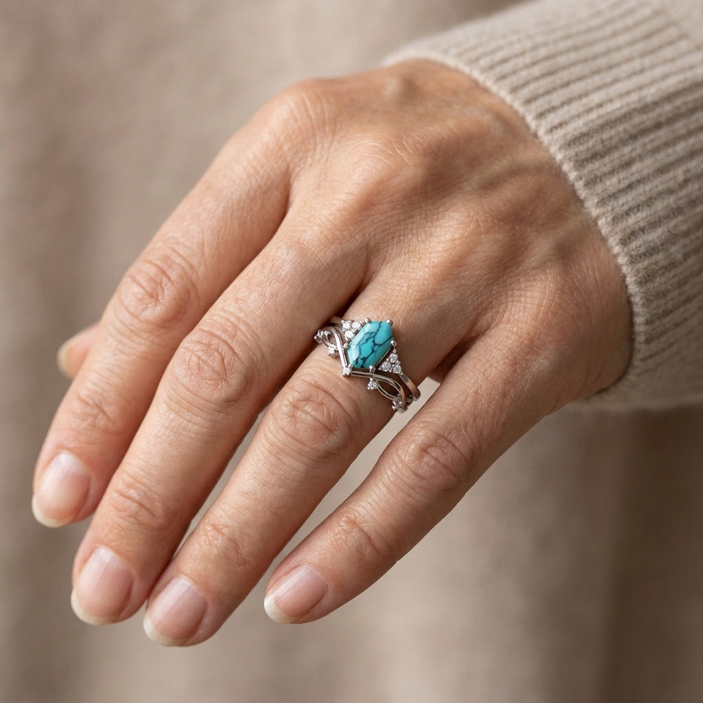 elarin sea crest ring set white gold — lifestyle