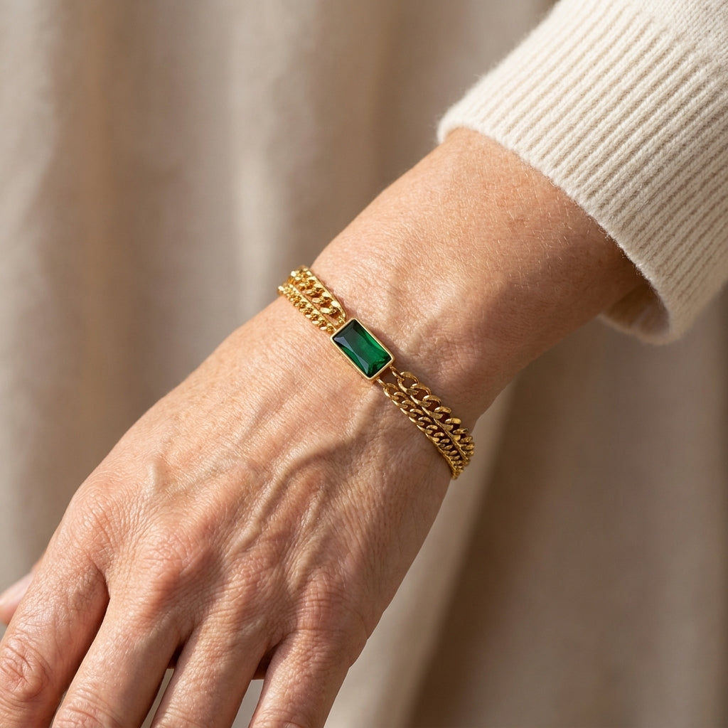 elodie veyrac bracelet gold — lifestyle