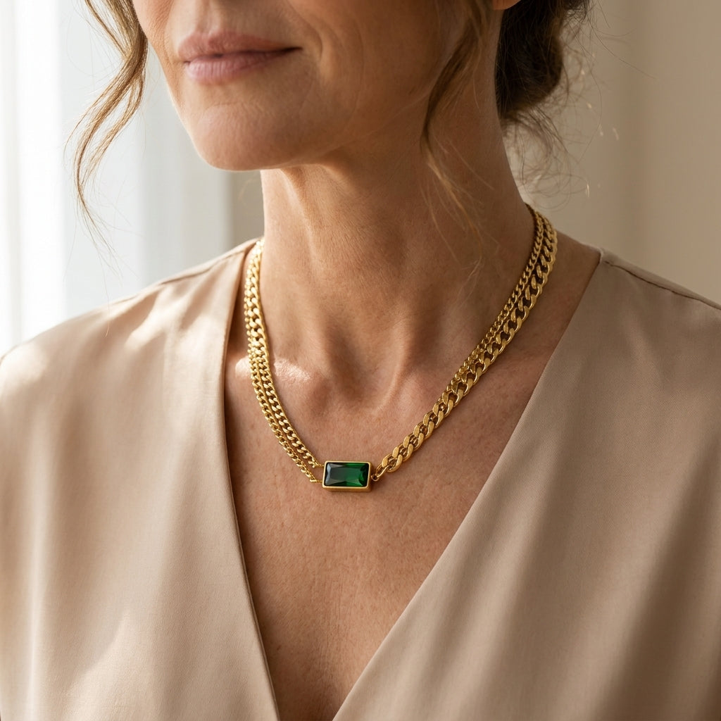 elodie veyrac necklace gold — lifestyle