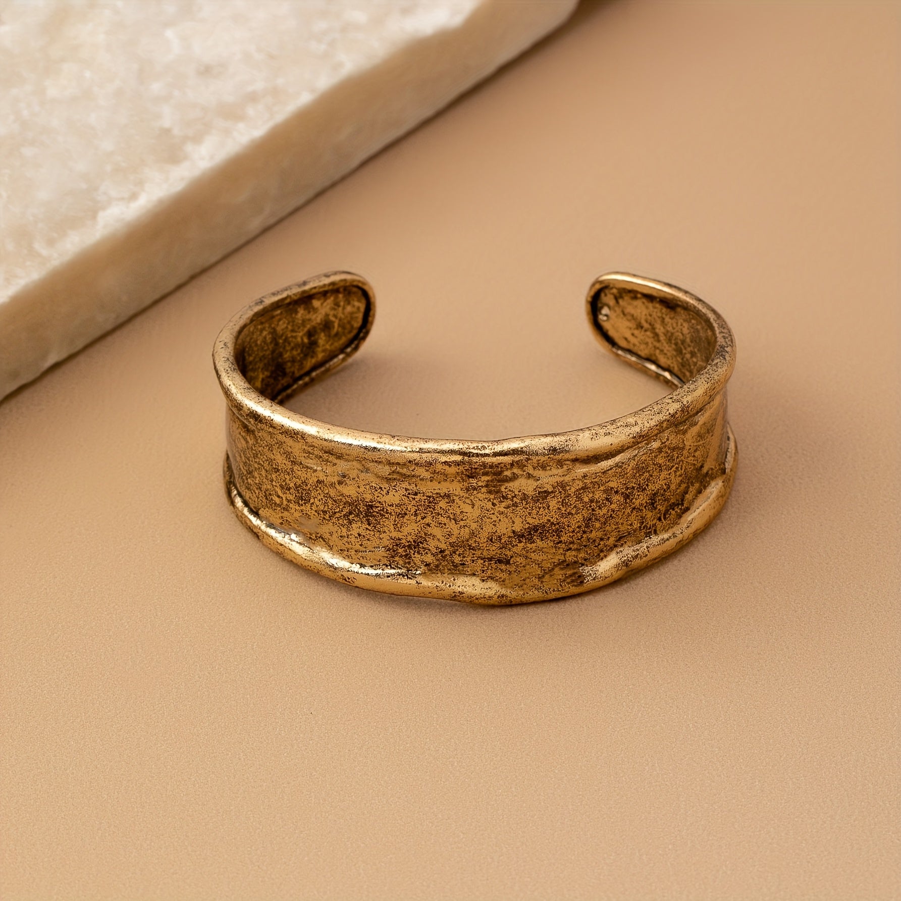 Vintage Textured Open Cuff Bracelet - Silver-Tone & Gold-Tone Minimalist Design