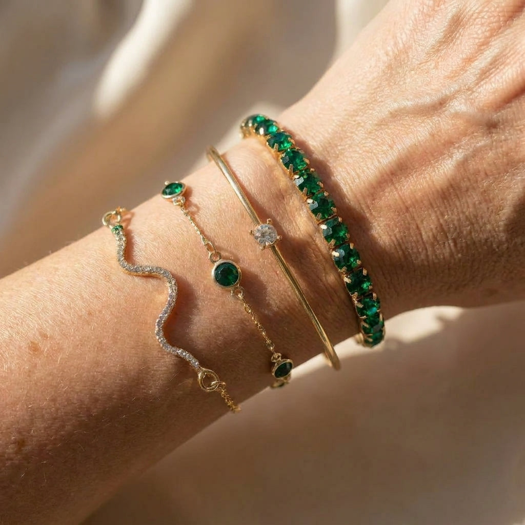 green gemstone bracelet set o9 — lifestyle