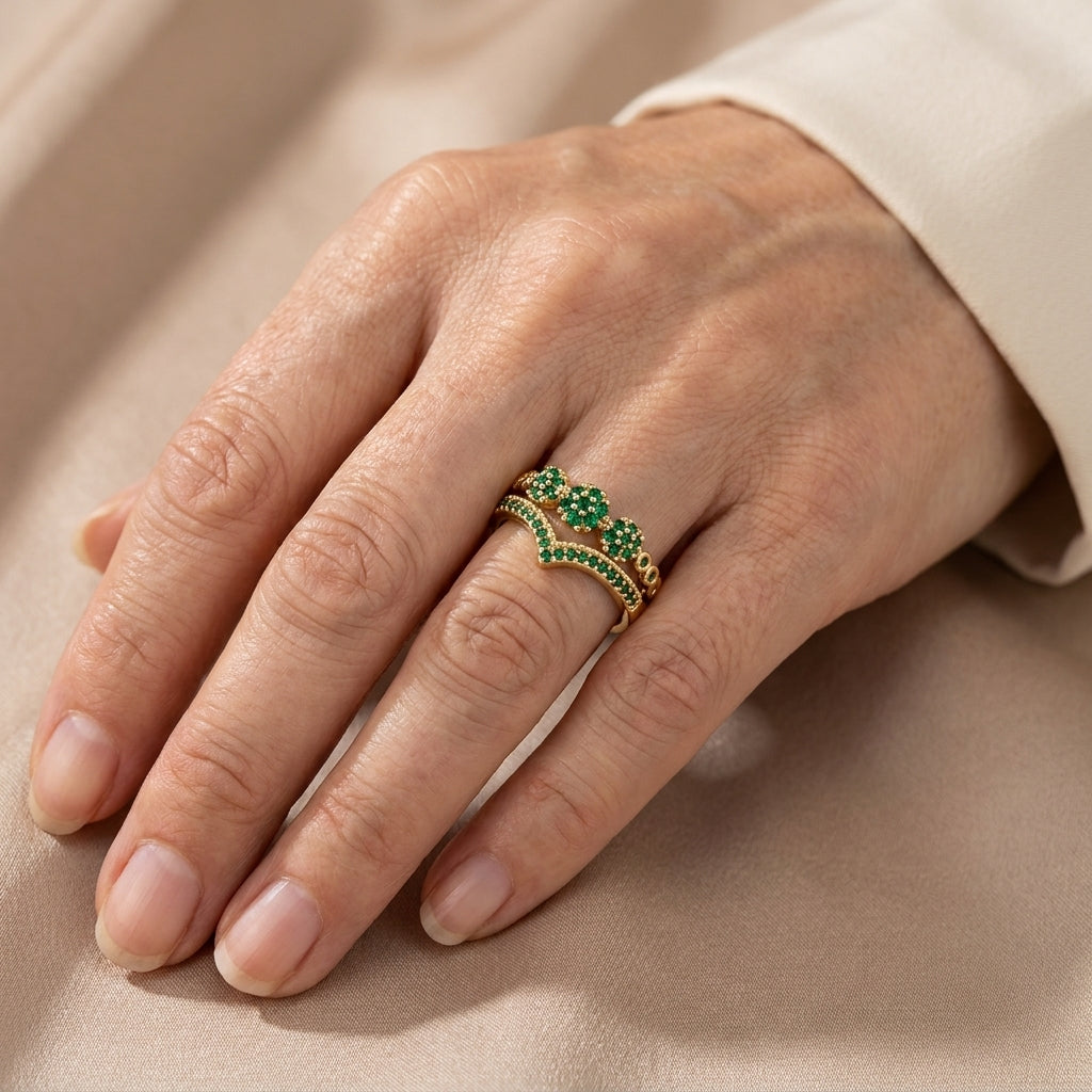 nerisse valgarde ring gold 18k — lifestyle