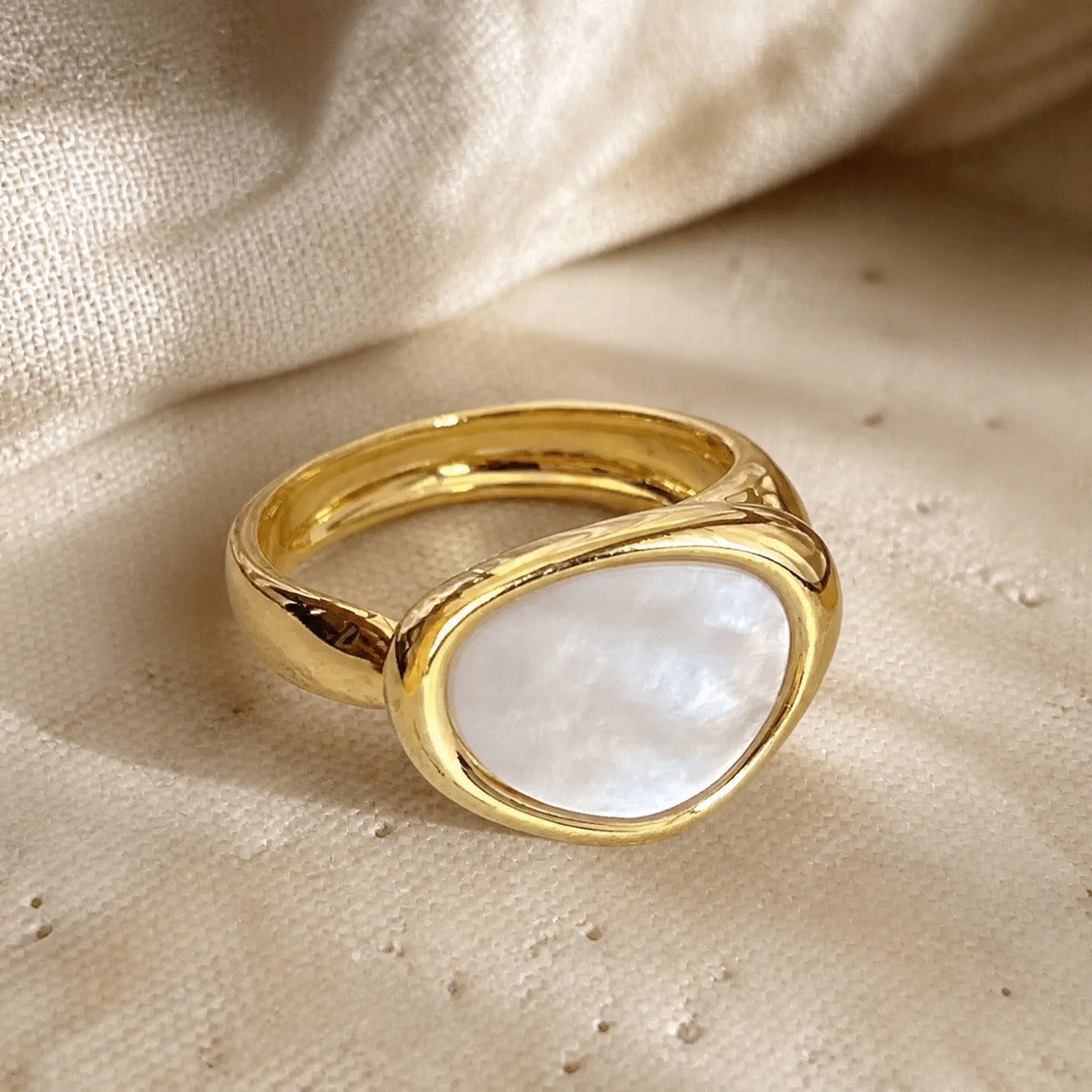 Teardrop Mother-of-Pearl Cocktail Ring with Open Gold-Tone Band