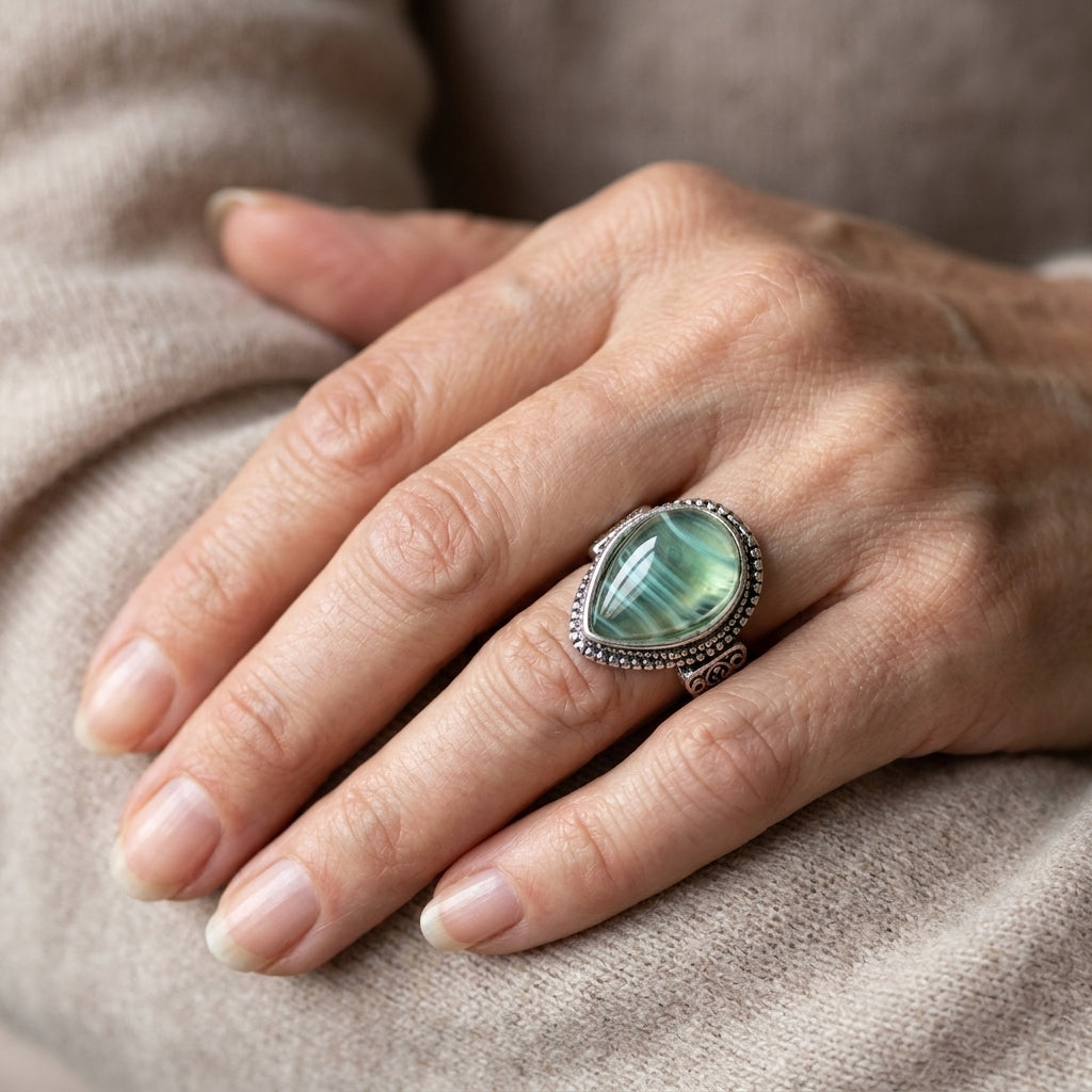retro minimalist gemstone inlaid womens ring — lifestyle