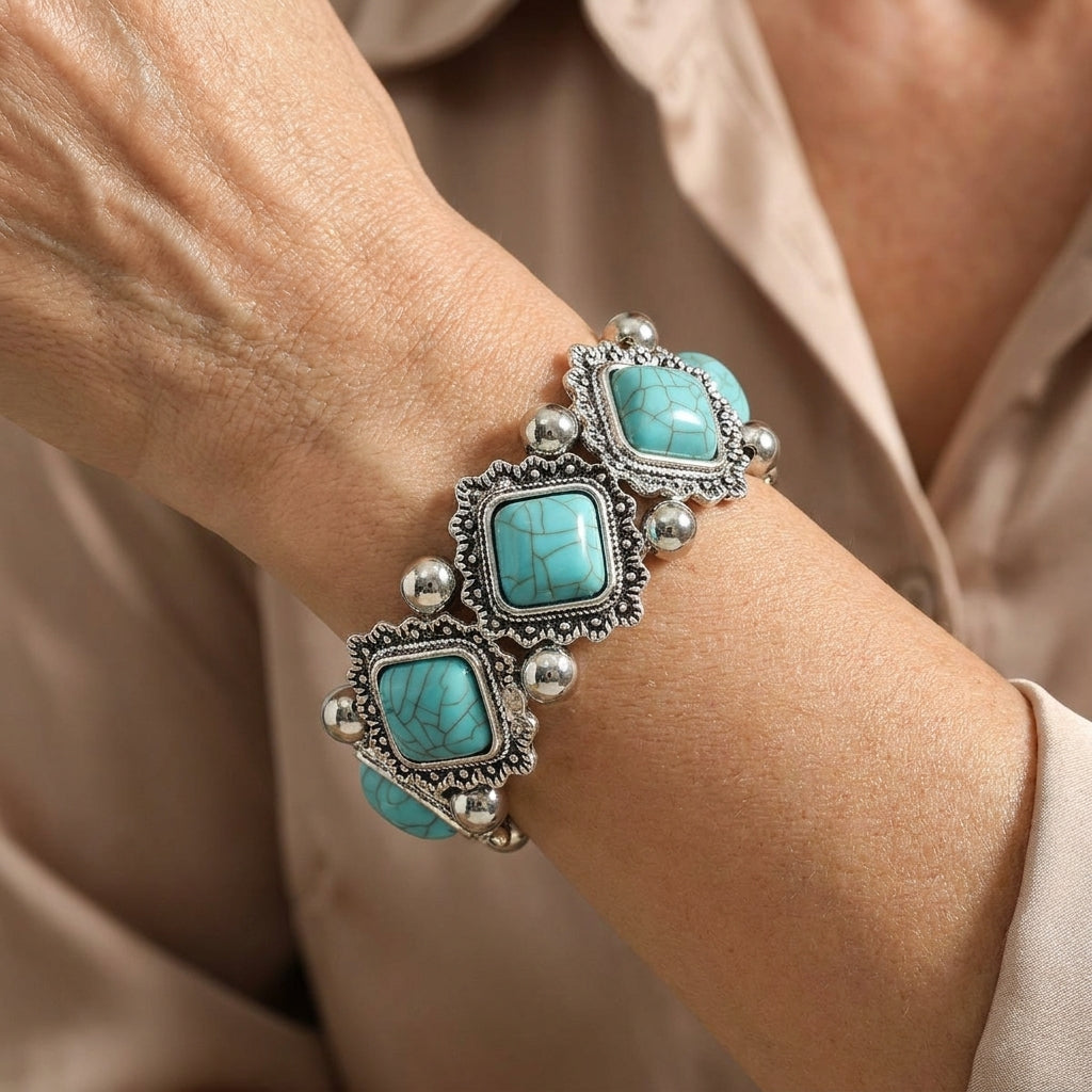 sedara relic bracelet white gold — lifestyle