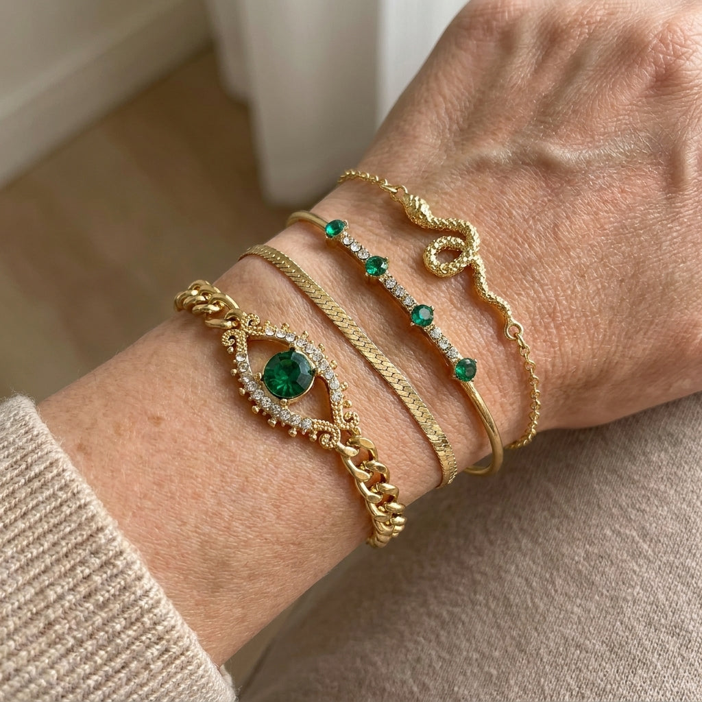 serpina veyra bracelet set gold — lifestyle