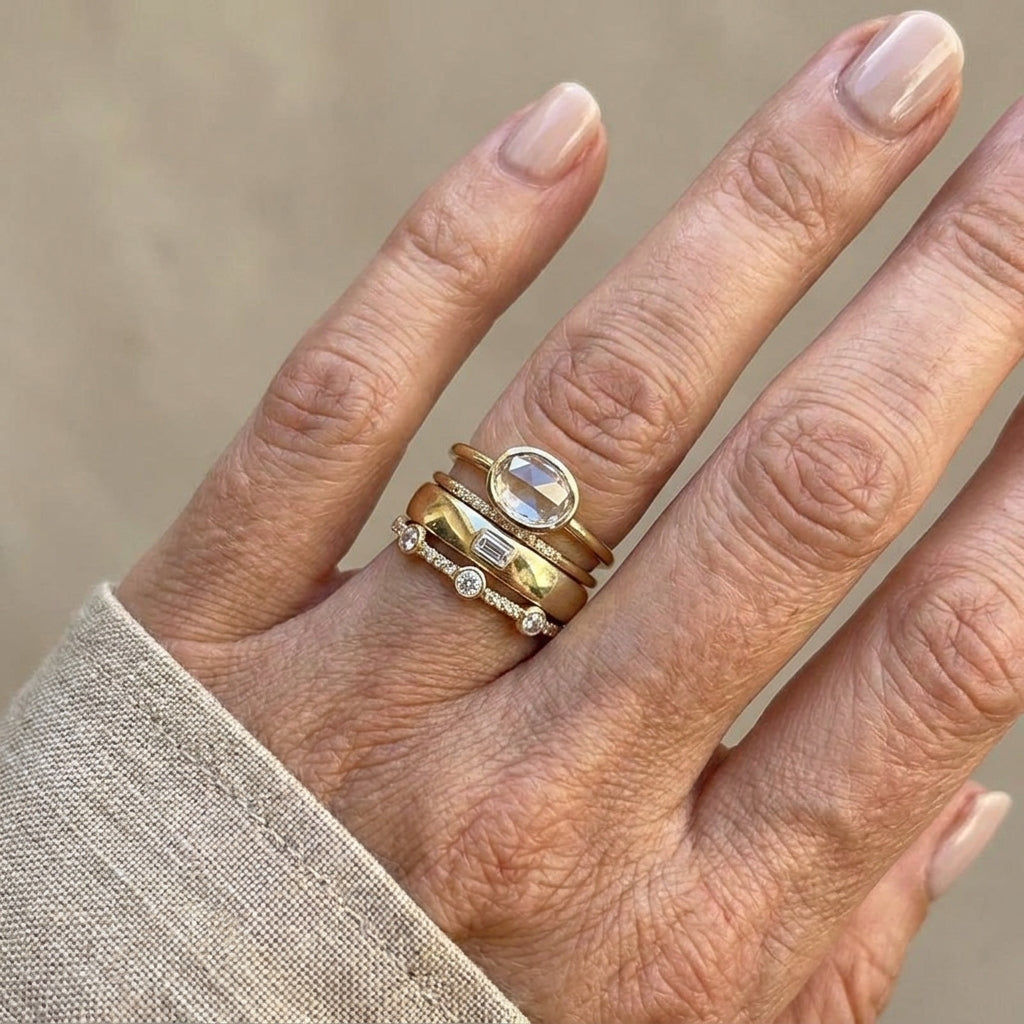 vintage gold zirkonia ring set — lifestyle